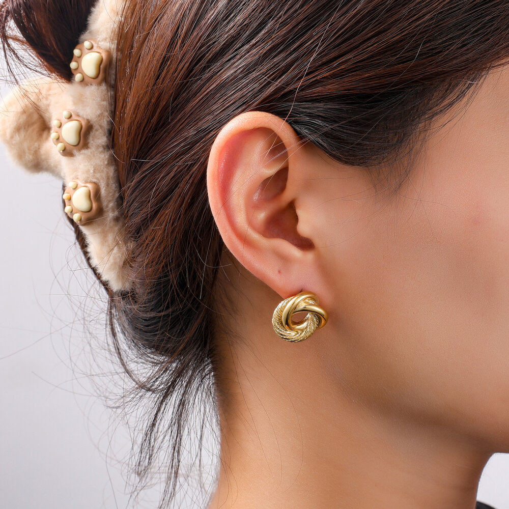 Twist Studs &ndash; Gold