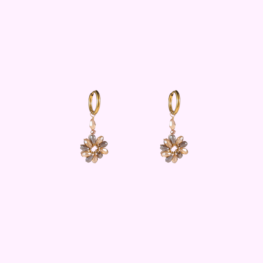 Daisy Drop Hoops &ndash; Champagne