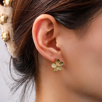 Daisy Studs &ndash; Gold