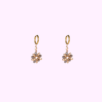 Daisy Drop Hoops &ndash; Champagne