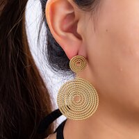 Twist Up Earring - Gold