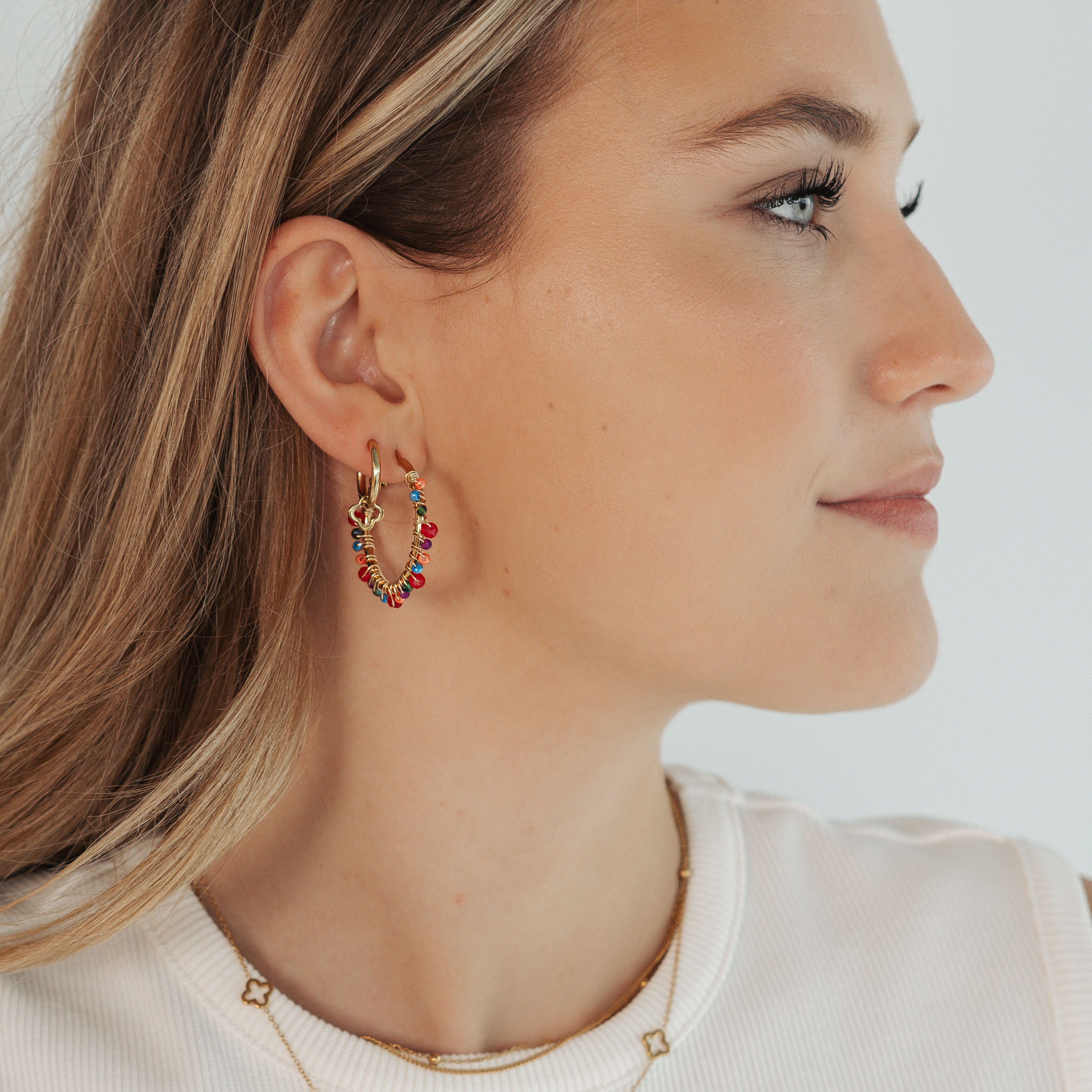 Petite Clover Hoops - Gold