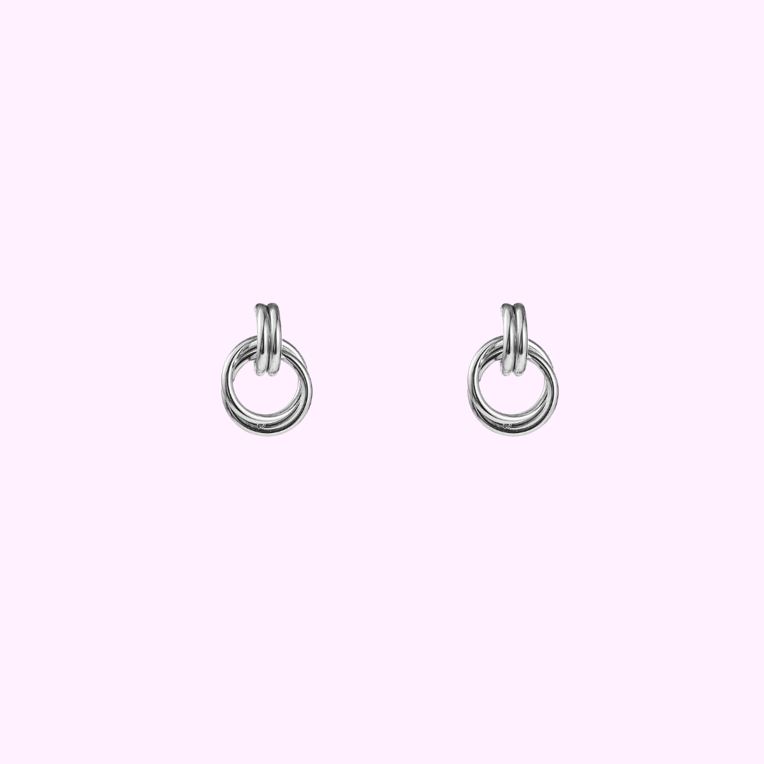 Linked Circle Stud – Silver