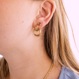 Linked Circle Stud – Gold
