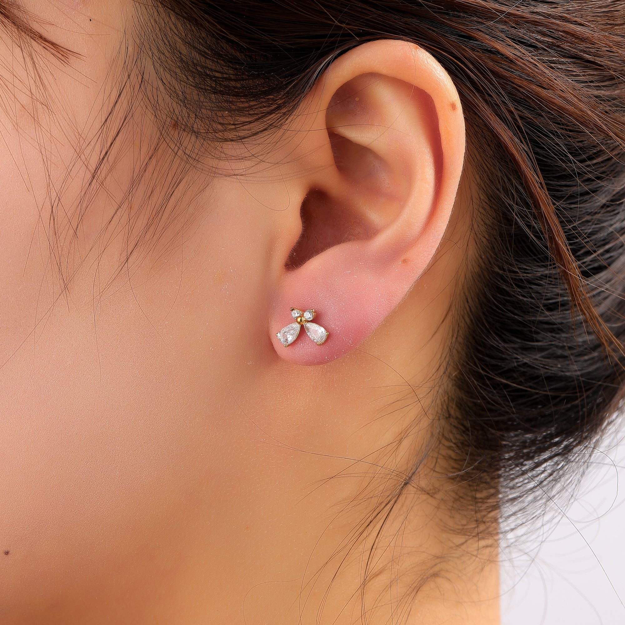 Crystal Bow Stud – Gold